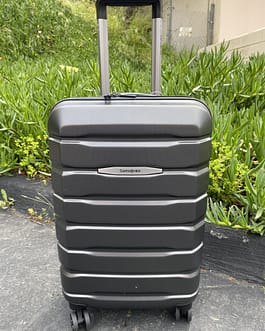 Samsonite Tech 2.0 22″ Hardcase Carry On Luggage Gray (***Local pickup only***)