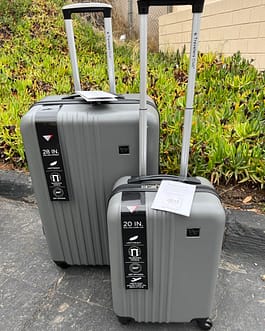 Travelers Club 2-piece Luggage Set in gray