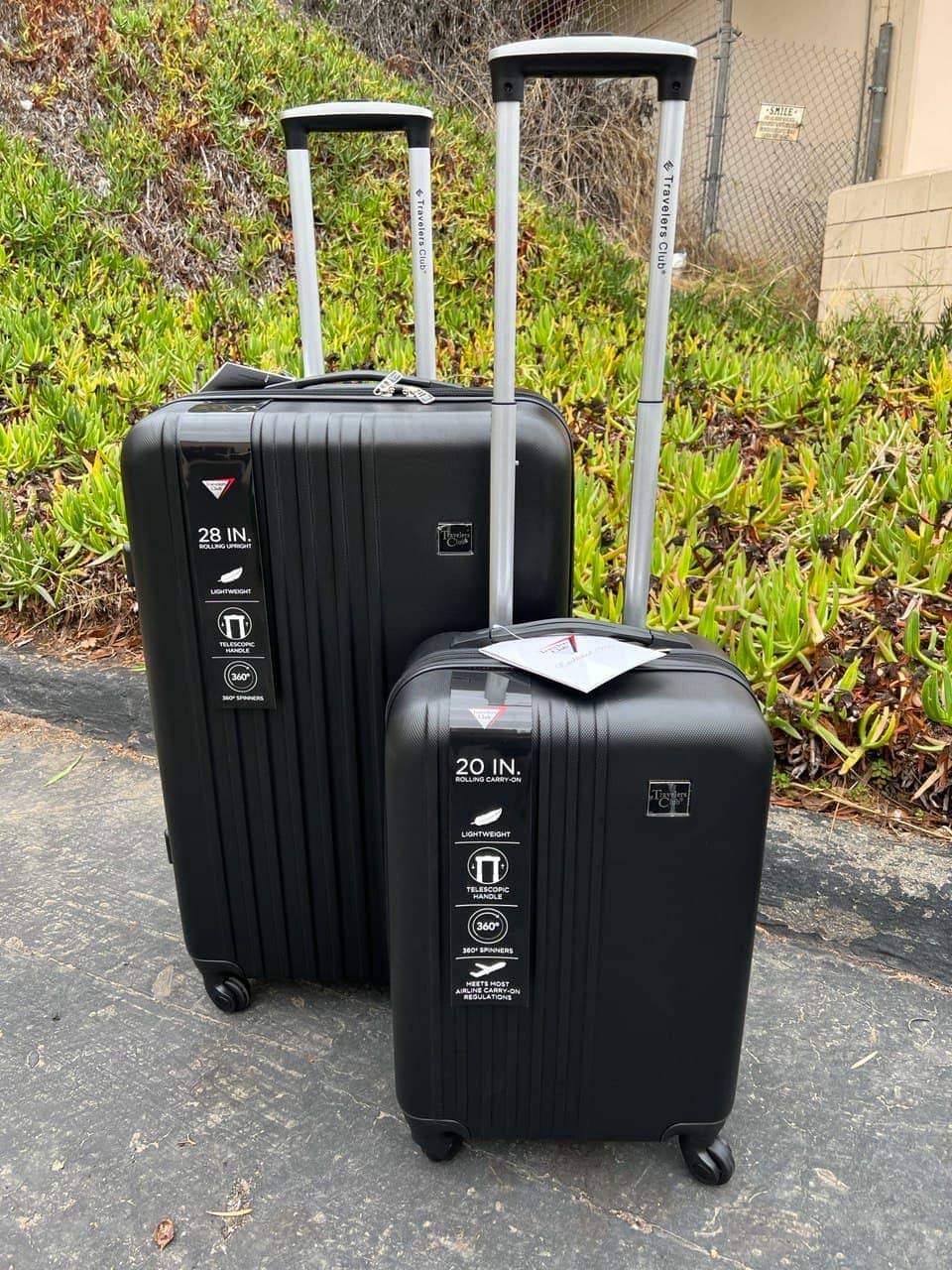 Travelers Club 2-piece Luggage Set in gray | SD Luggage